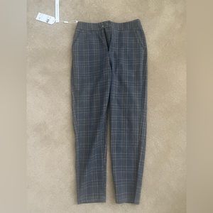 Mid rise plaid trouser